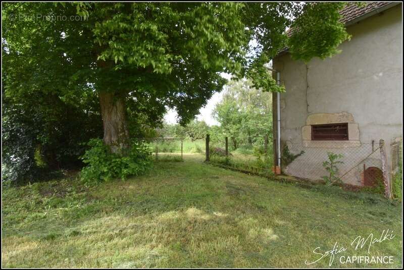 Maison à PREVERANGES
