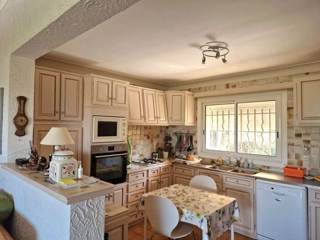 Exclusivité – villa de 164 m² avec vue mer et collines - photo 8