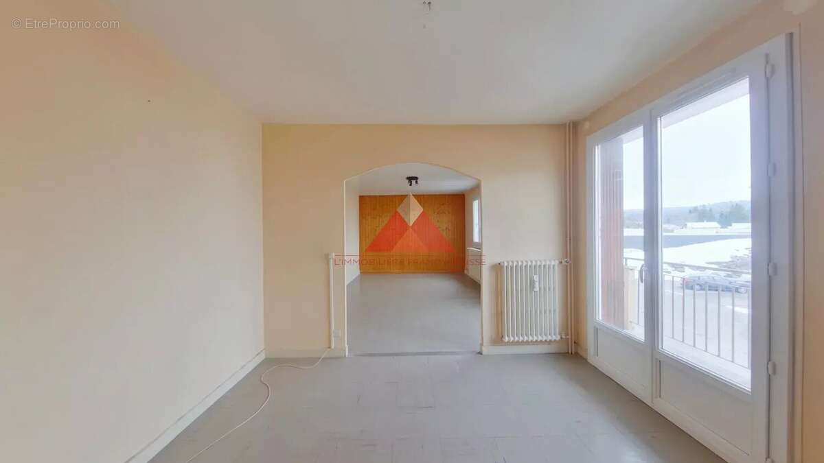 Appartement à SAINT-LAURENT-EN-GRANDVAUX