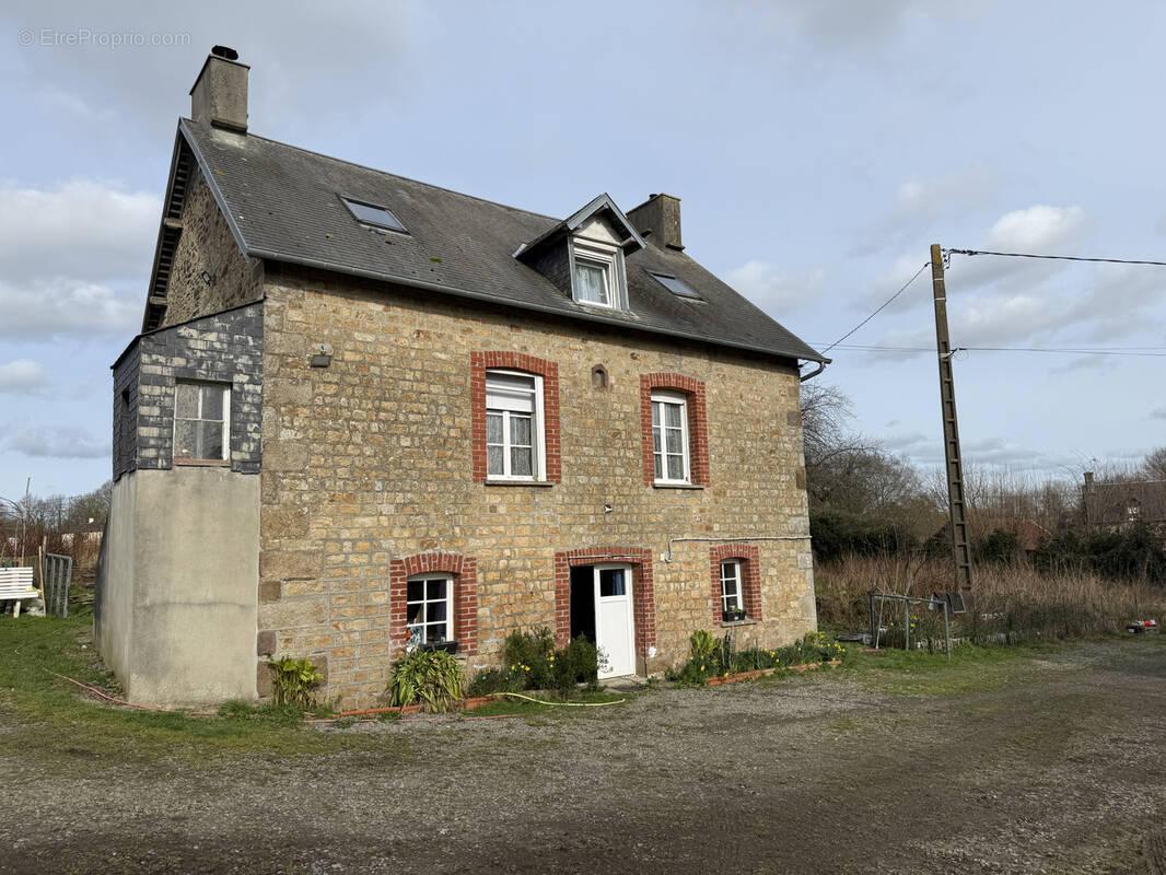 Maison à BRECEY
