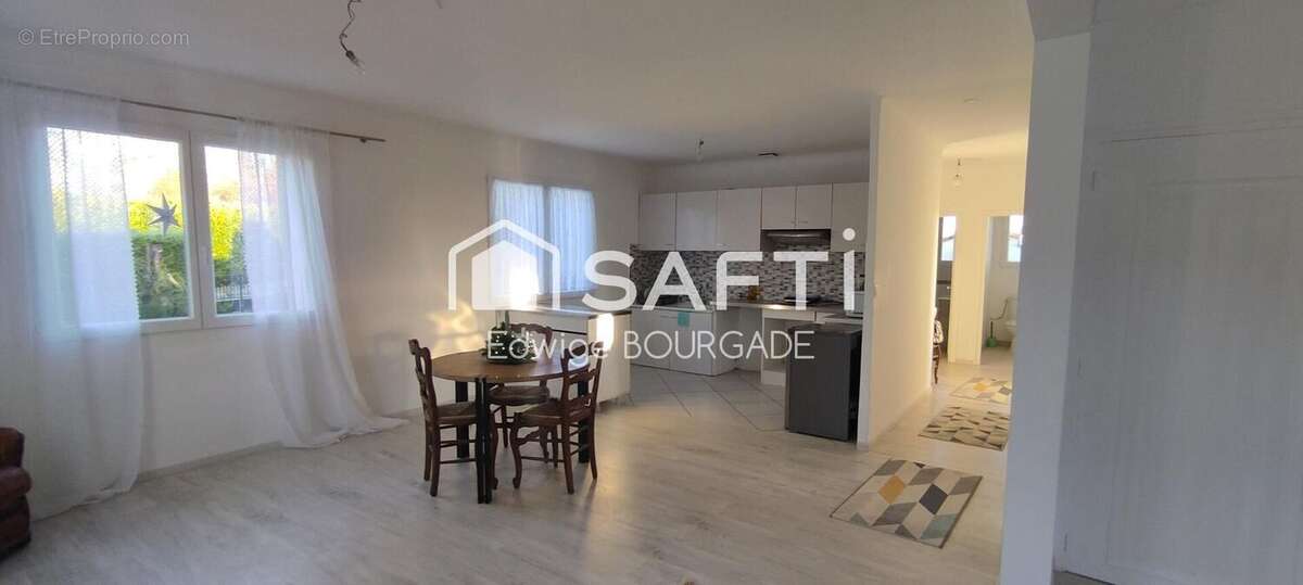 Photo 3 - Maison à TRENTELS