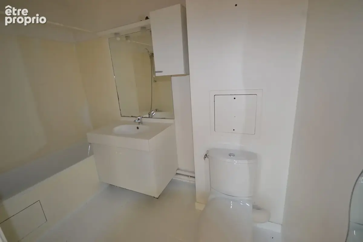 Saint Ouen Sur Seine - 2 pièces 40 m2 avec balcon + cave et parking - photo 9
