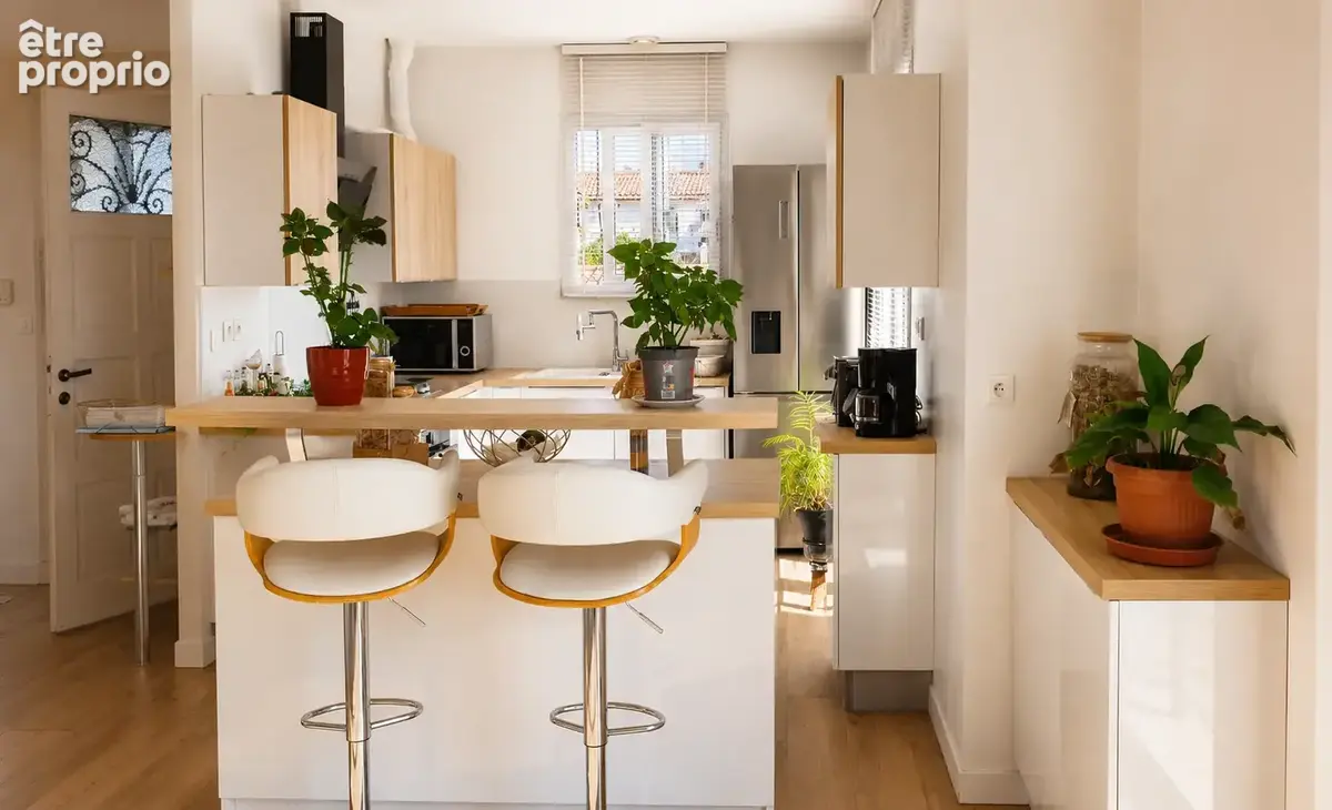 Maison individuelle 135 m2 avec vue panoramique, T2 indépendant, jardin et aperçu mer - photo 5