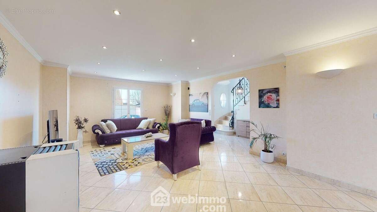 Maison 170 m² à Jaux  - photo 14