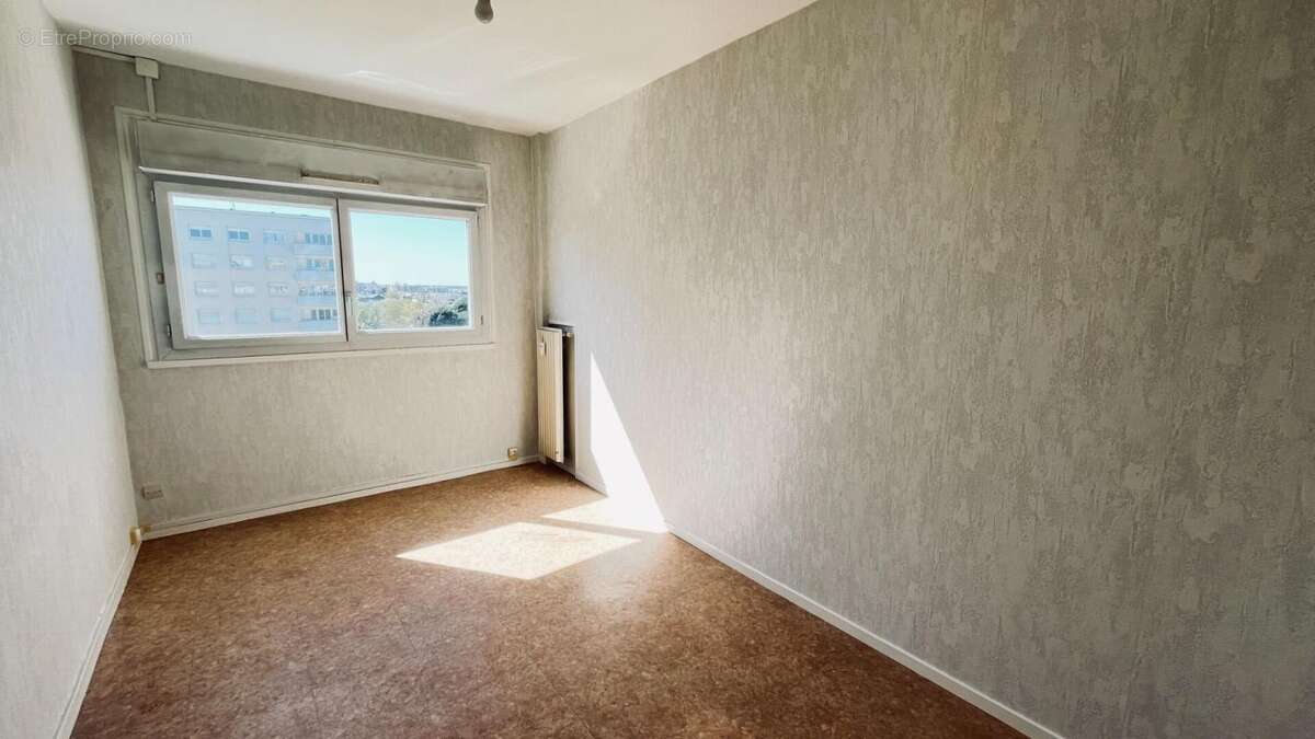 Appartement Angers 4 pièces avec balcon Justices - photo 2