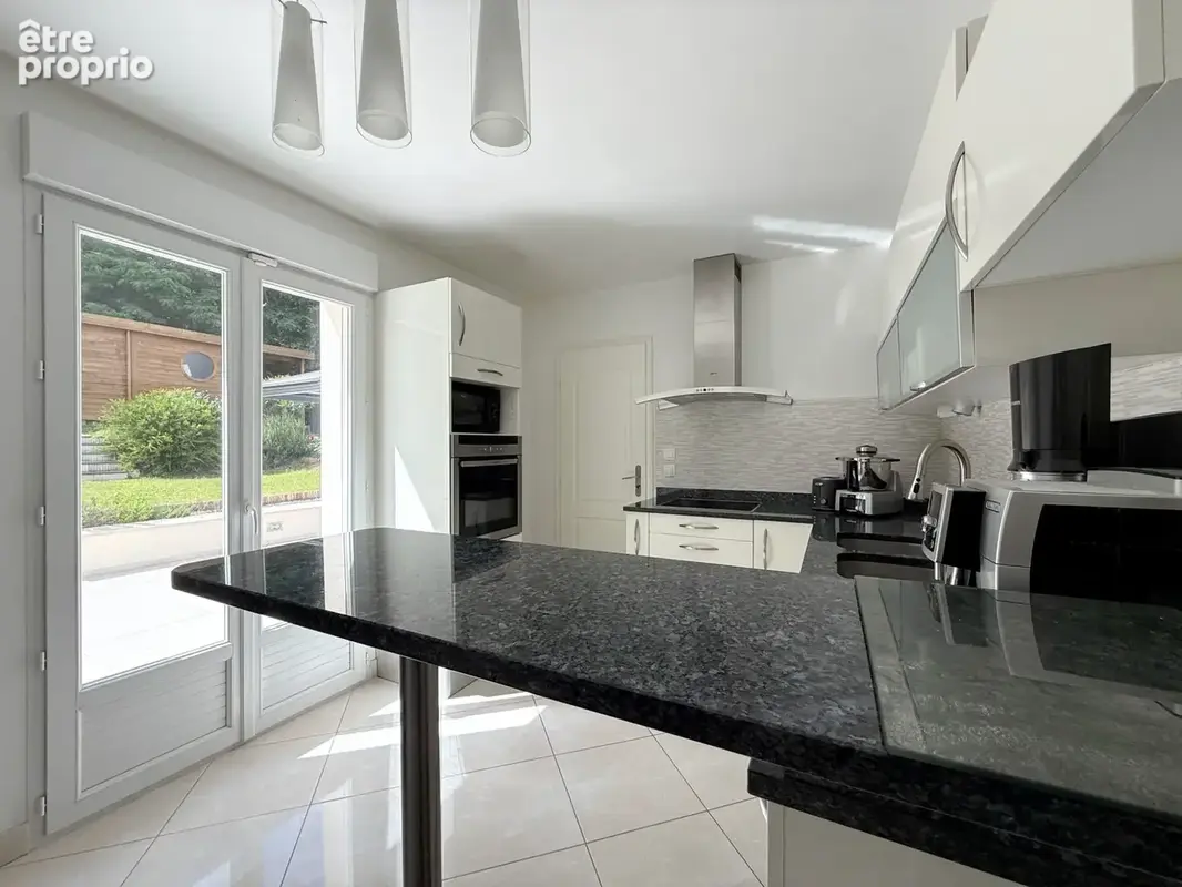 Maison 6 pièces 172 m² à vendre à La Ville-Du-Bois (91620) - photo 8