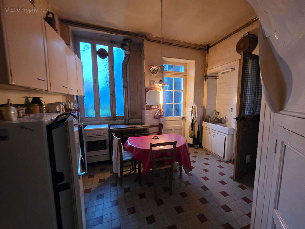 Maison à TOURNON-SAINT-MARTIN