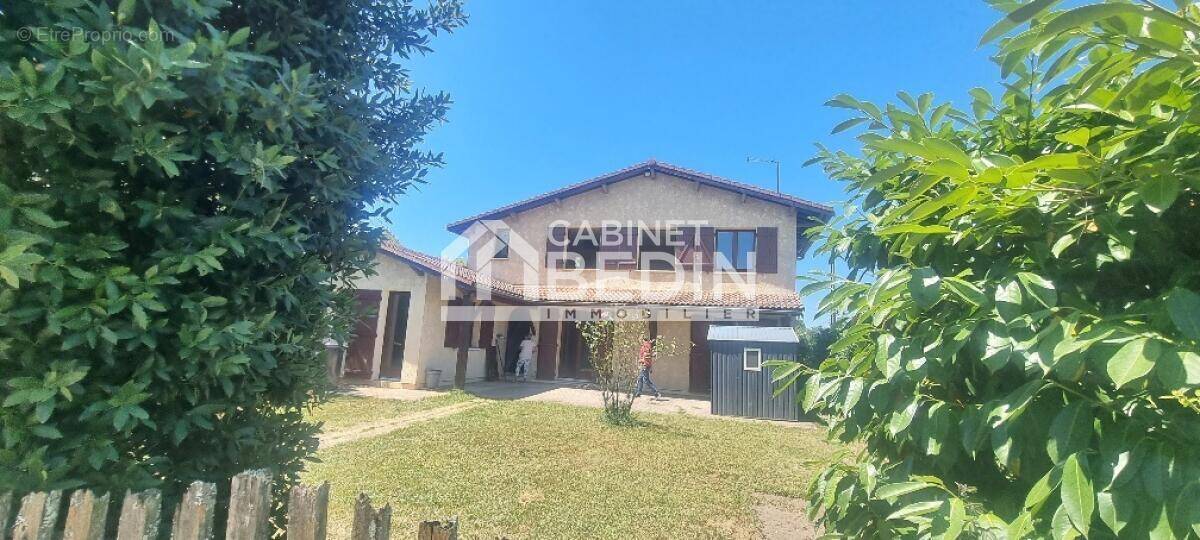 Maison à SAINT-SULPICE-ET-CAMEYRAC