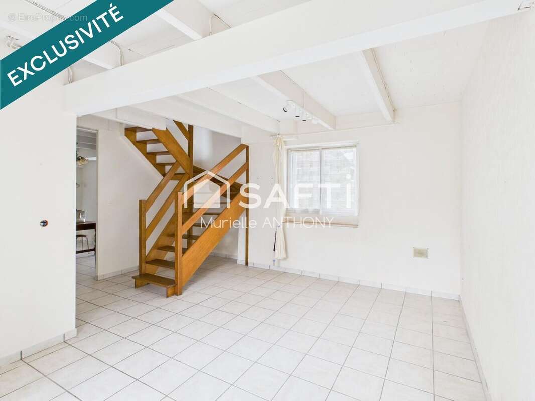 Photo 8 - Appartement à LANDIVISIAU