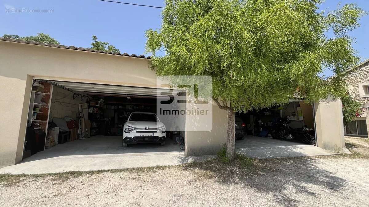 Maison à SUZE-LA-ROUSSE