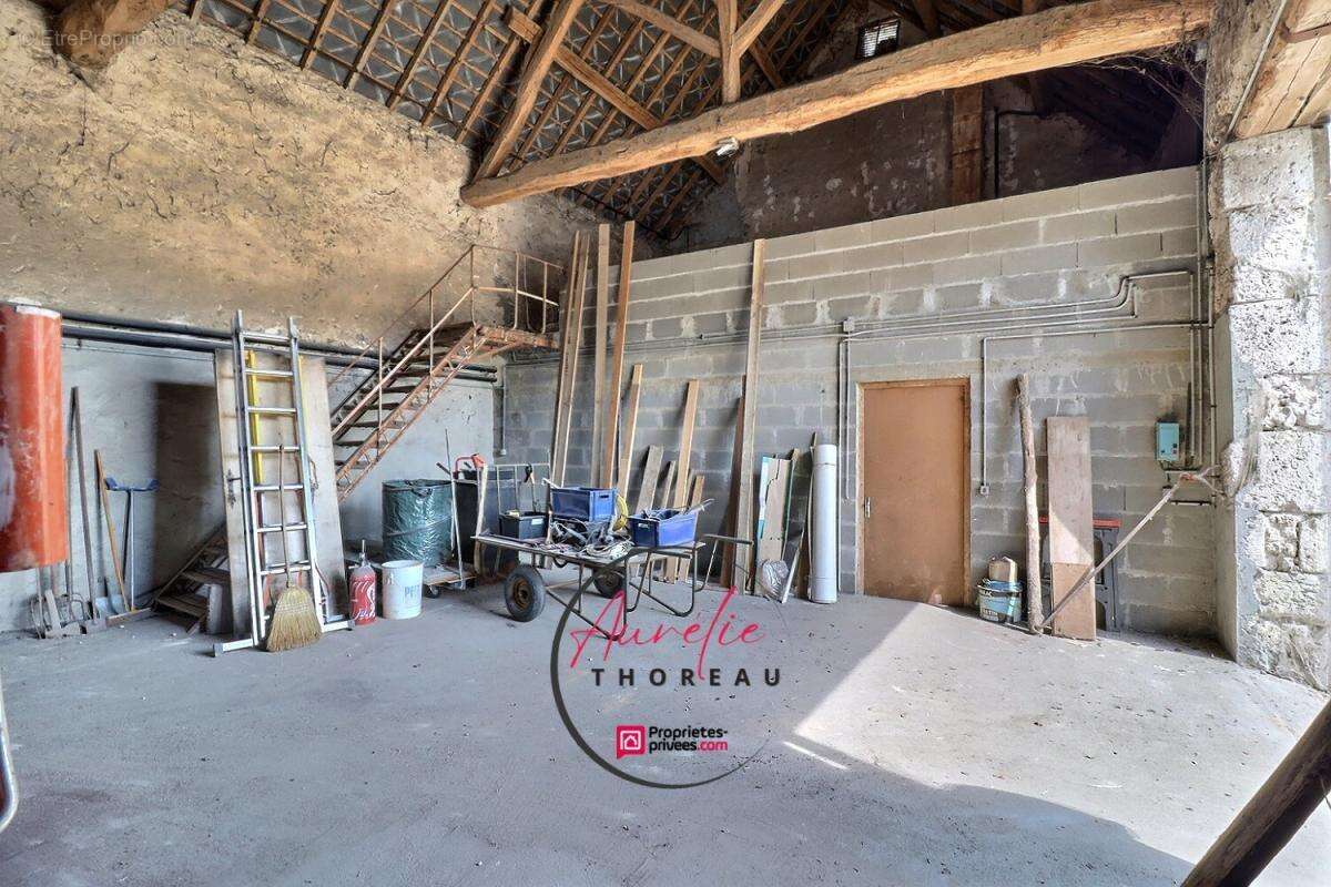 Maison, grange, dépendances, 5 chambres - photo 15