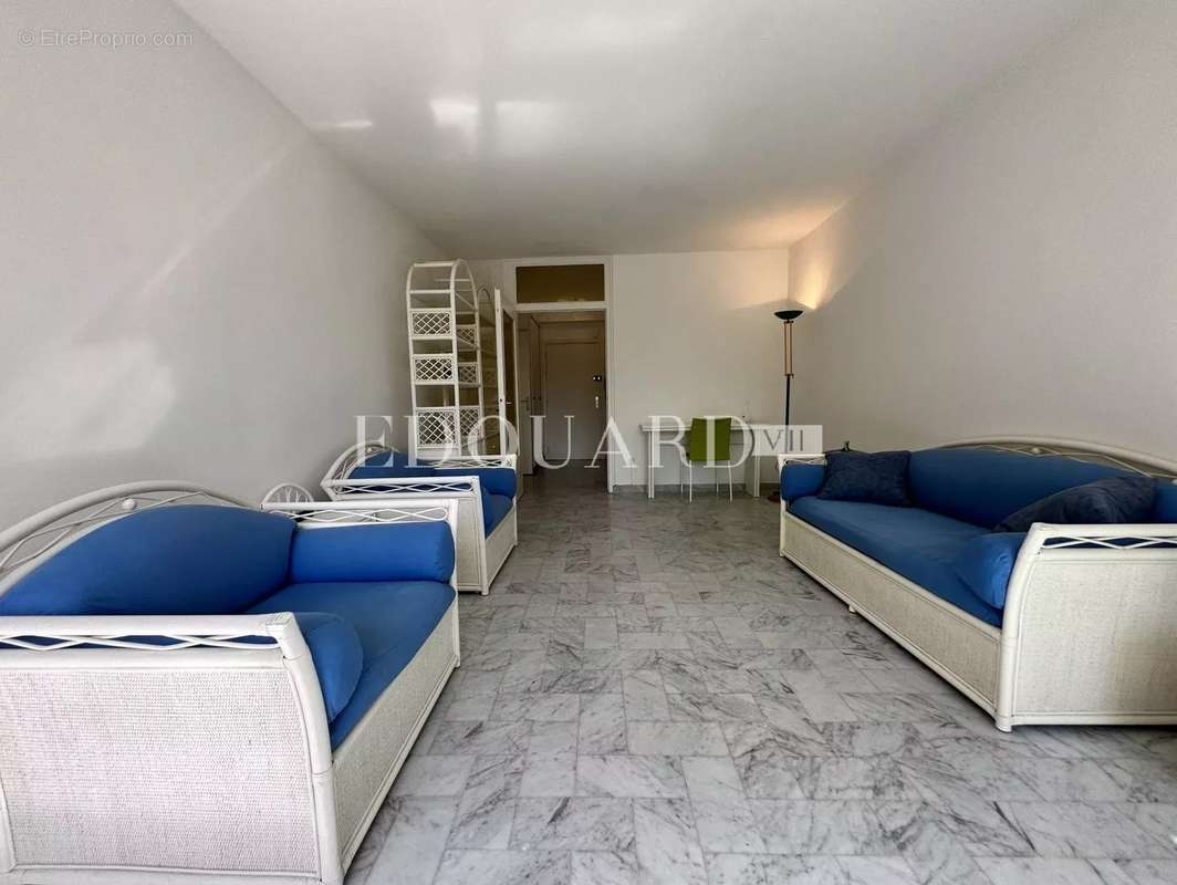 Appartement à ROQUEBRUNE-CAP-MARTIN