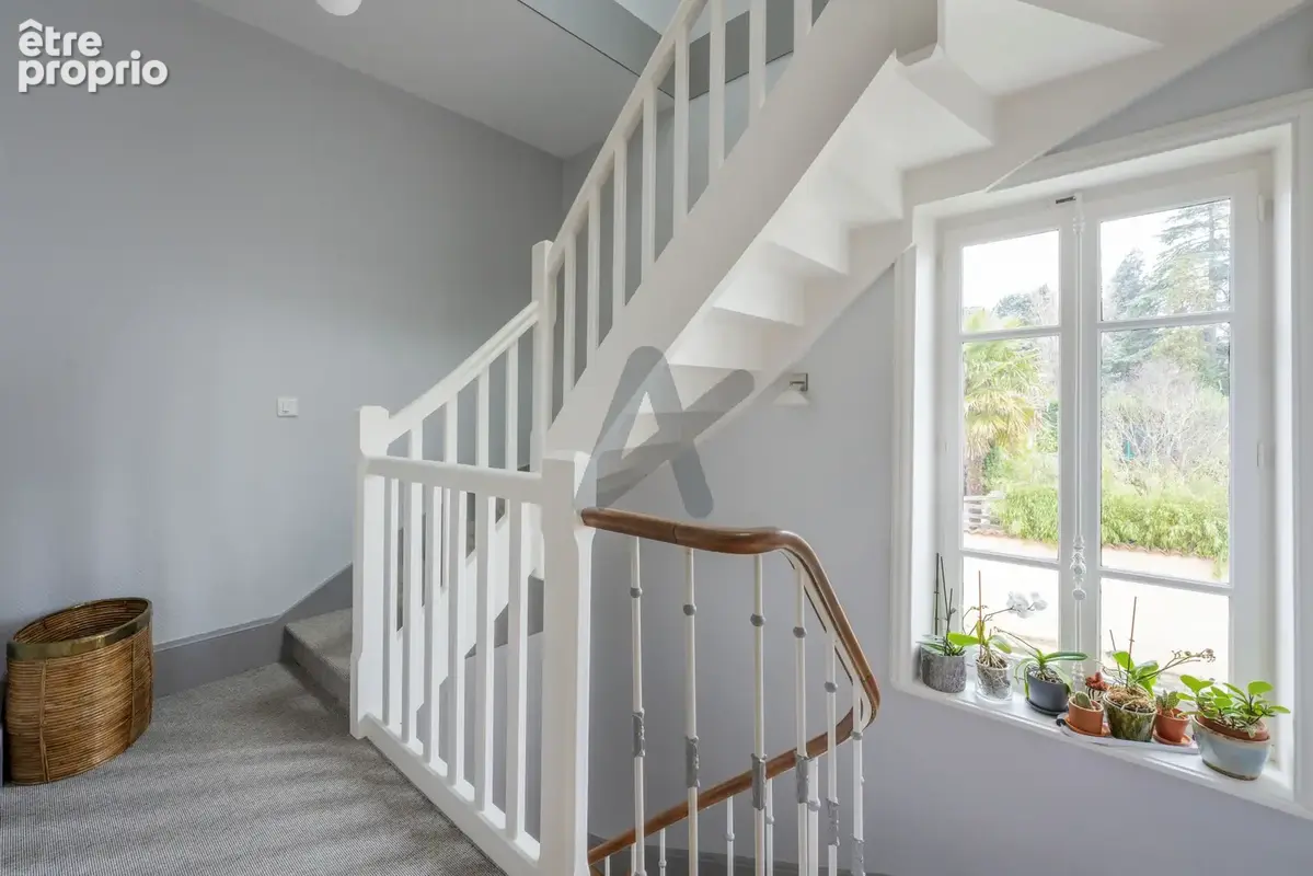 Saint-genis-les- ollieres-maison ancienne-215 m2 - photo 14