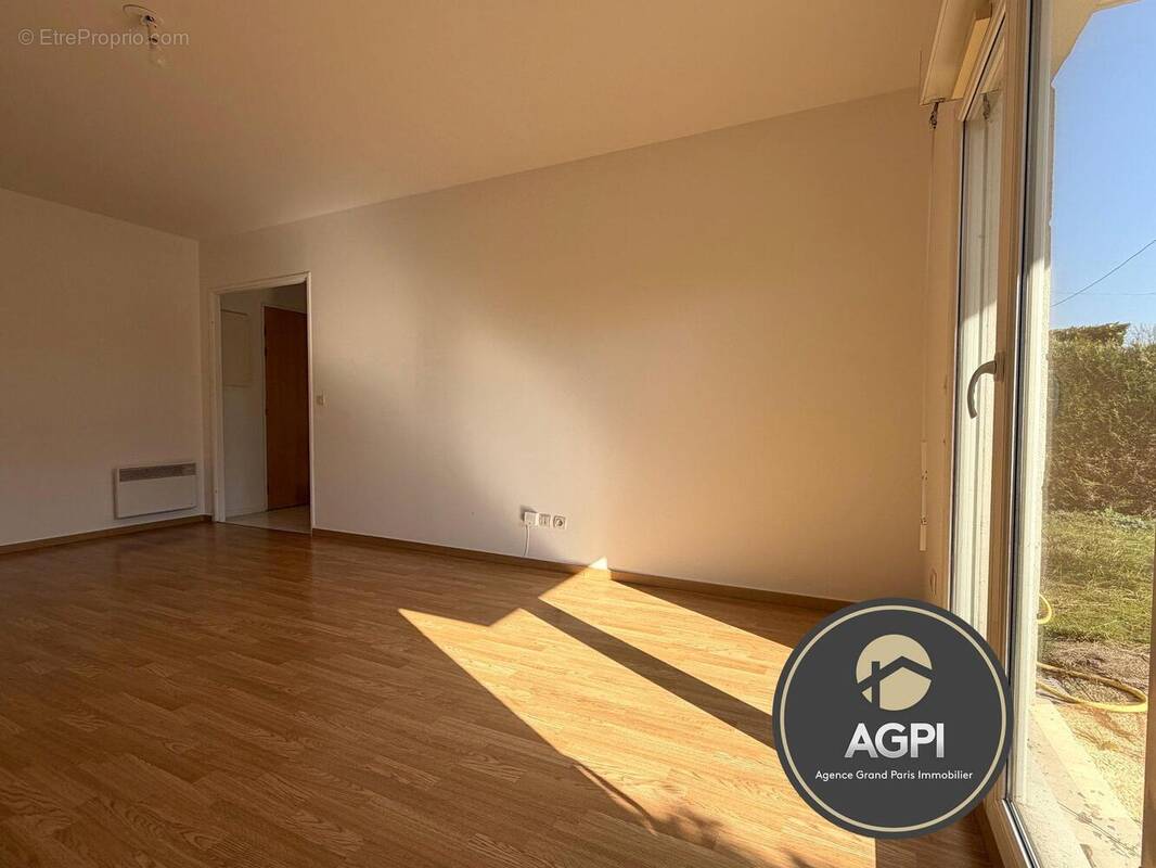 Appartement à SAINT-REMY-LES-CHEVREUSE