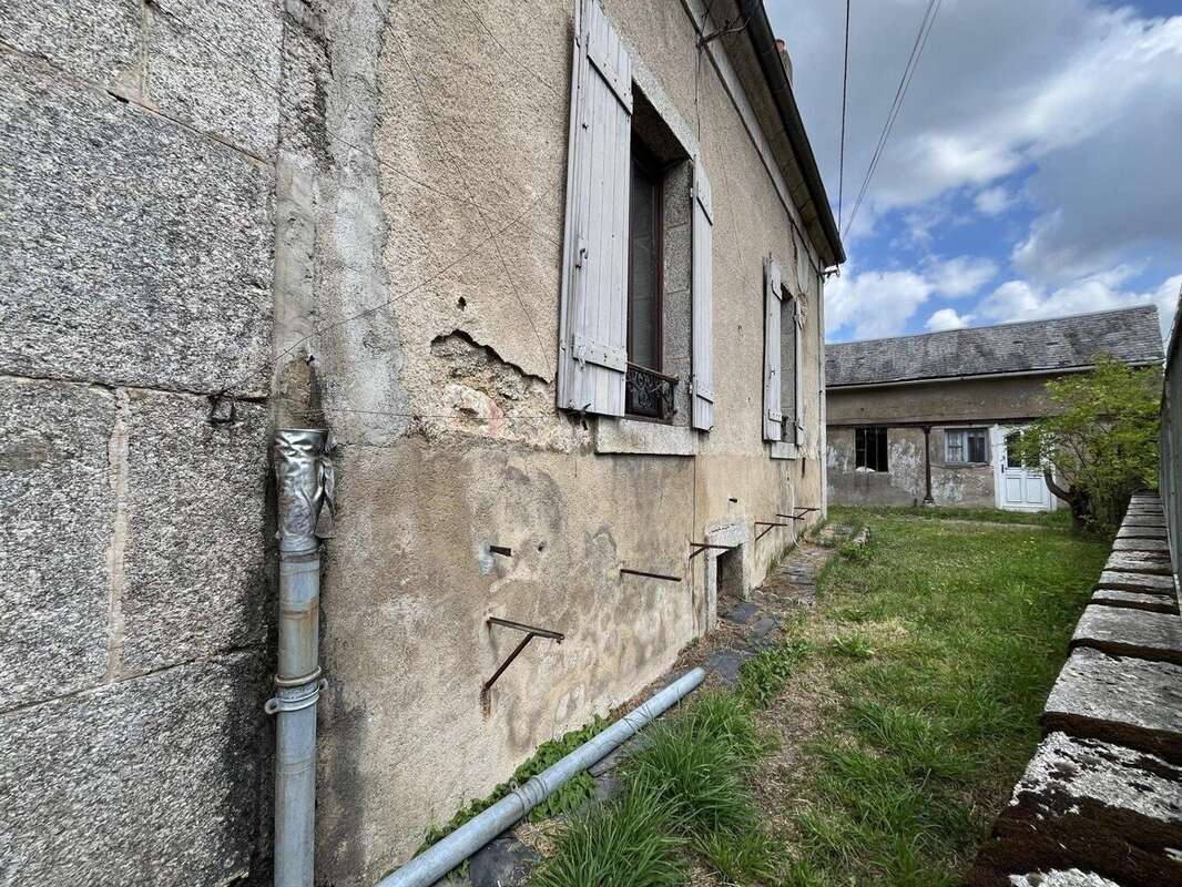 Maison 105 m² à Lormes  - photo 5