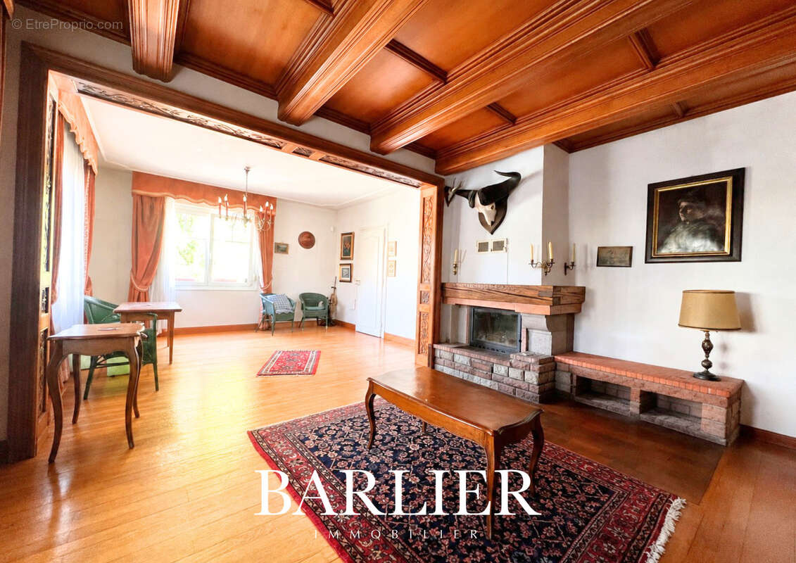 Maison 5 pièces 130 m2 sur un terrain de 10 ares avec fort potentiel - photo 5