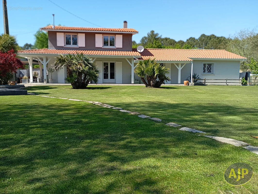 Maison à GAILLAN-EN-MEDOC
