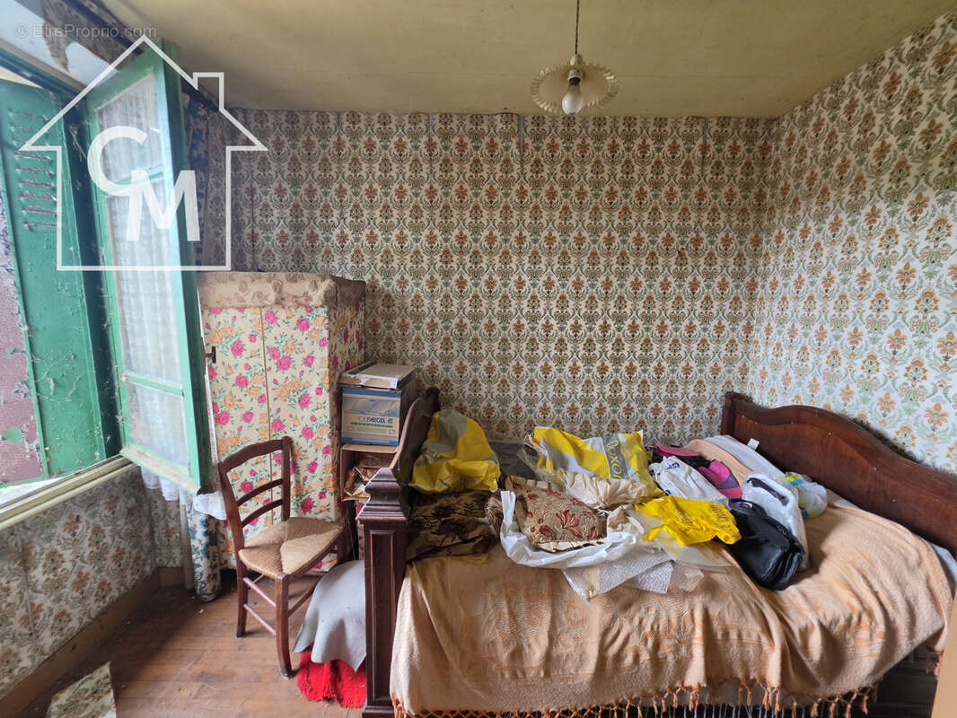 Maison à LESSAC