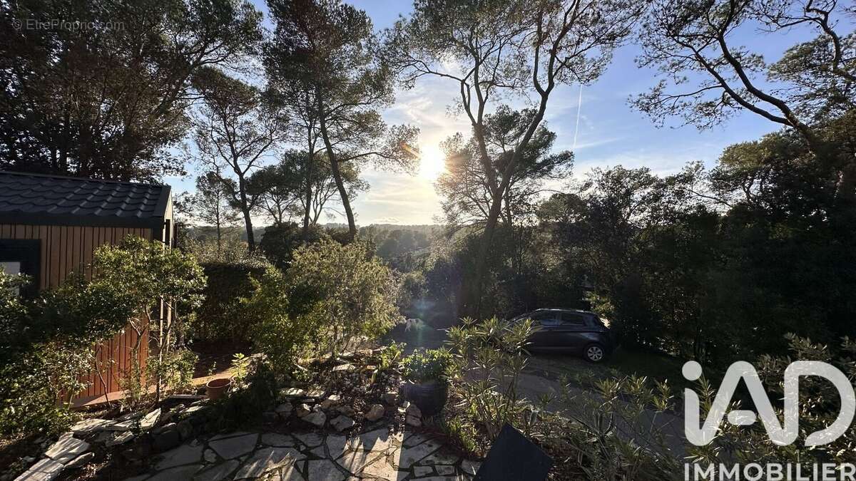 Photo 8 - Terrain à FREJUS