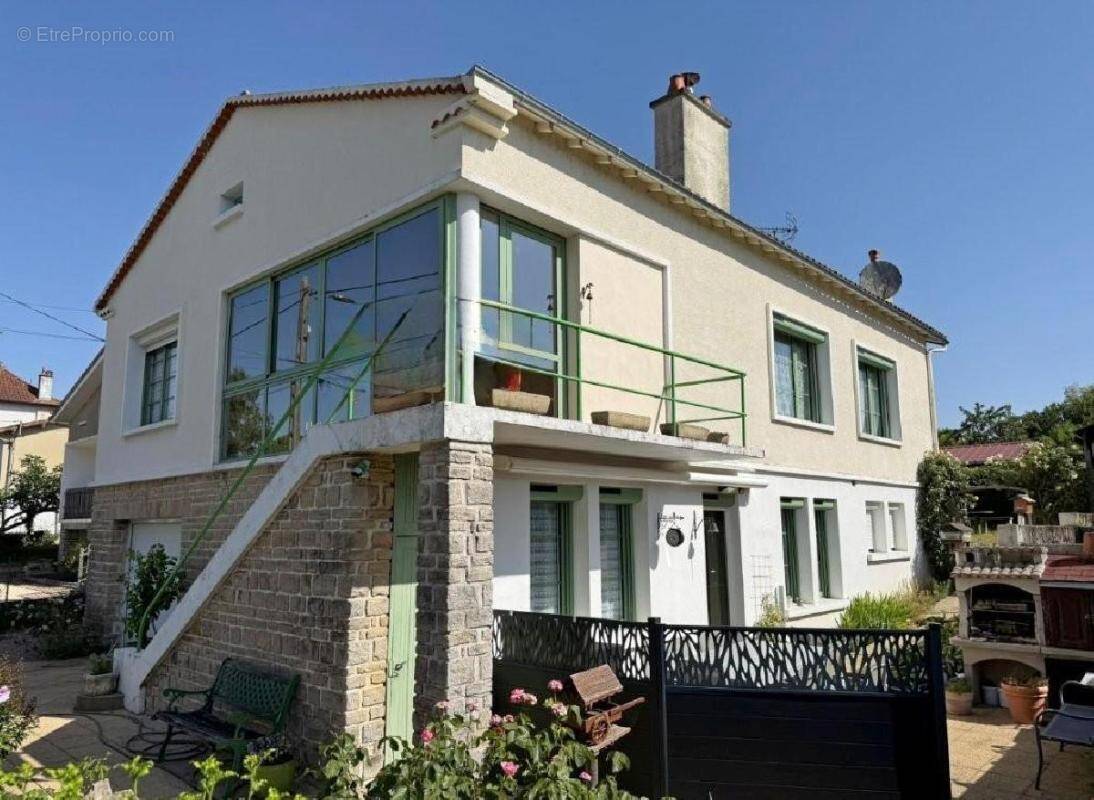 Maison à CIVRAY