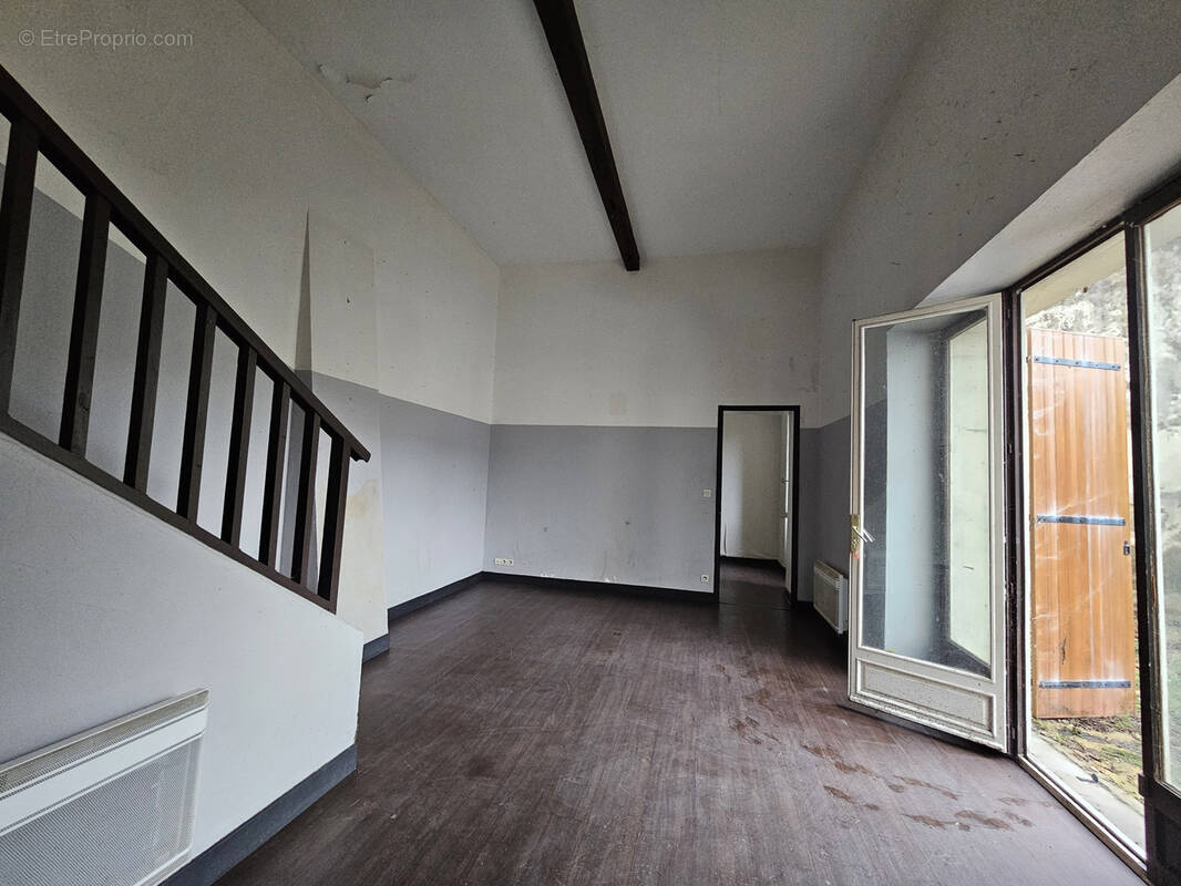 Appartement à AUNEAU