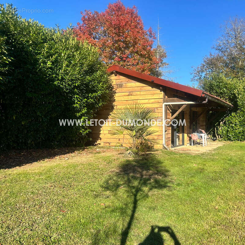 Maison à SAINT-VINCENT-DE-CONNEZAC
