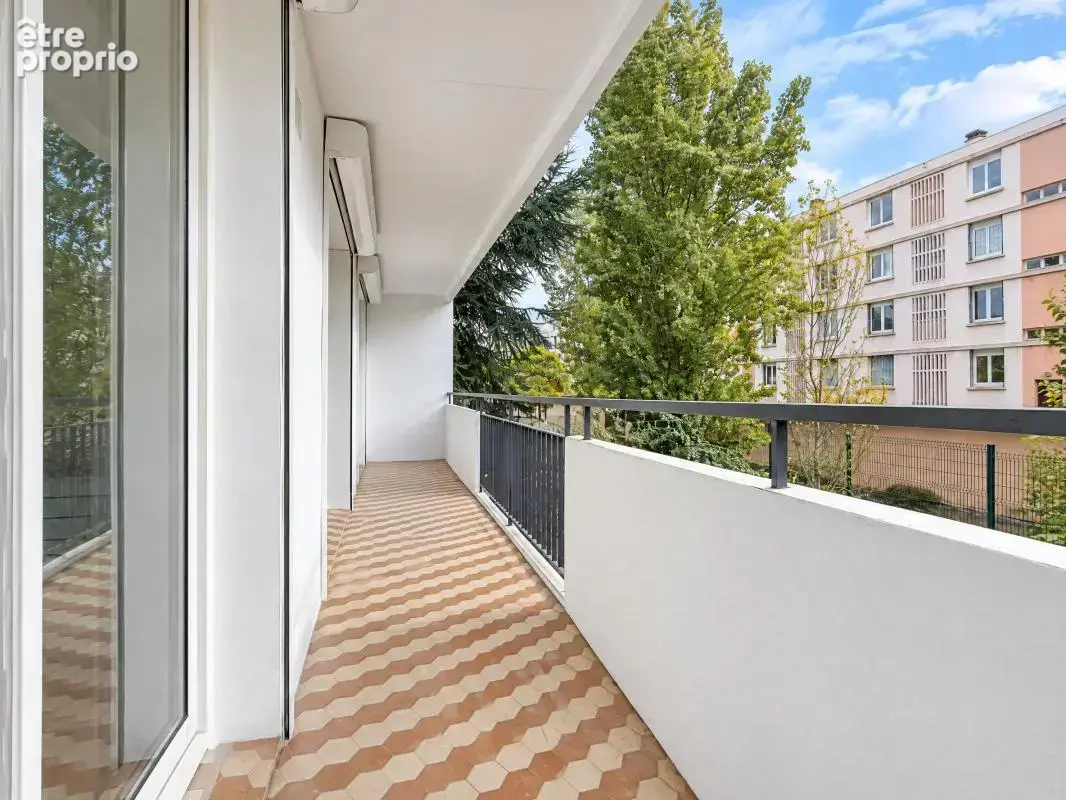 Appartement - 2 chambres - Résidence sécurisée - Balcon - Garage fermé - Cave - photo 5