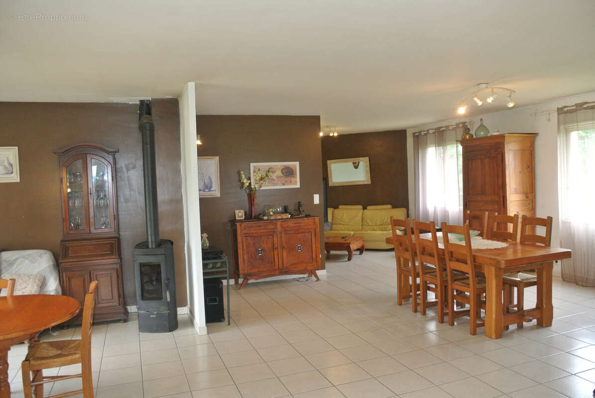 Maison à MIRAMONT-DE-GUYENNE