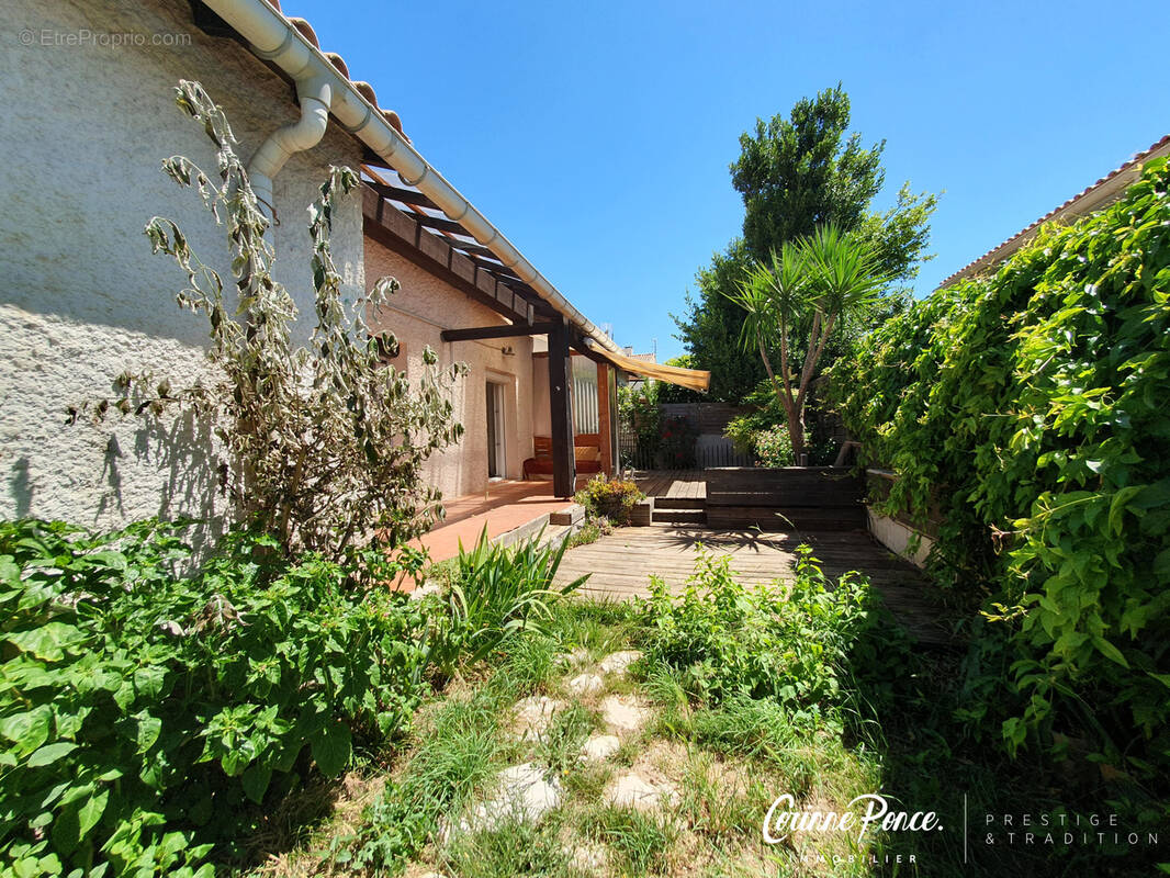 Maison à NIMES