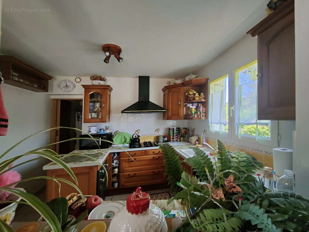 CASTRES GIRONDE, Maison de 154 m² sur 900 m² de terrain - photo 10