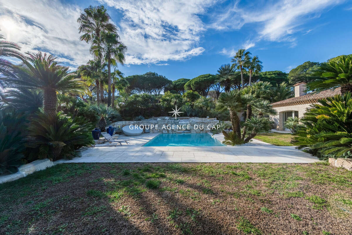 Maison à SAINT-RAPHAEL