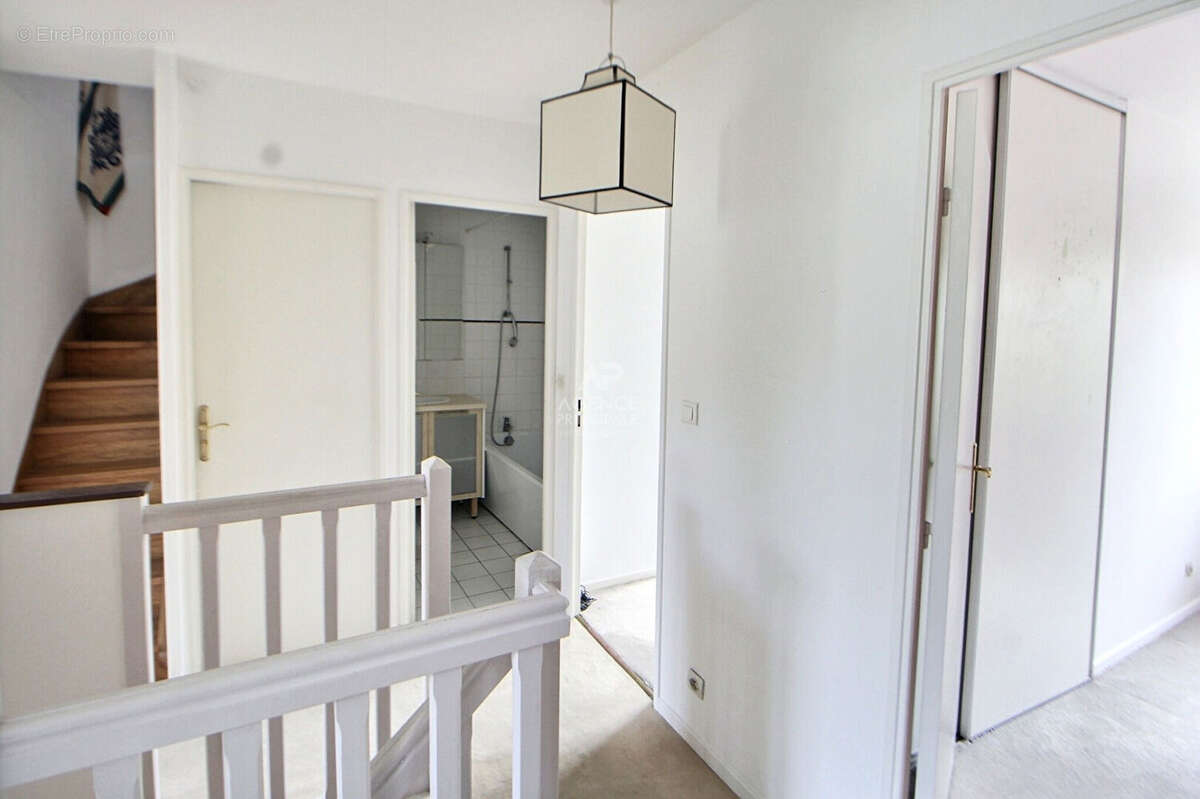 Maison à VERNOUILLET