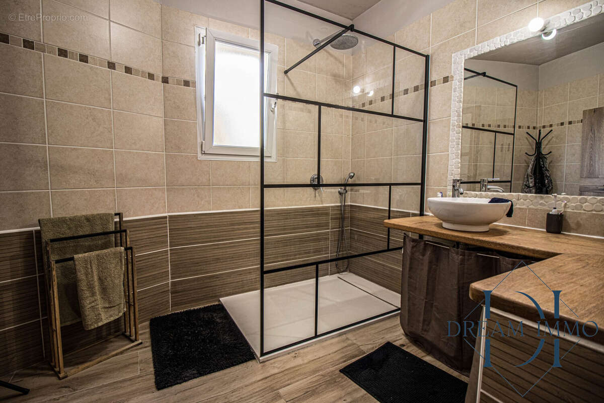 Maison à VILLENEUVE-LES-MAGUELONE