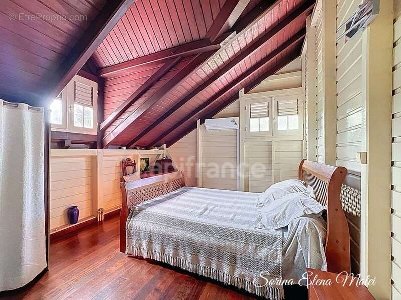 Maison à PETIT-BOURG