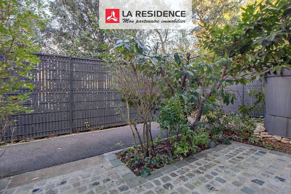 Appartement à VERNEUIL-SUR-SEINE