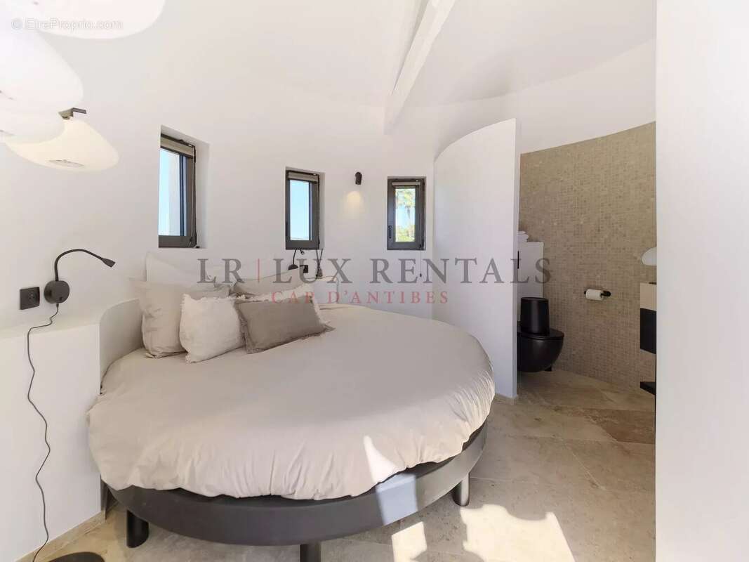 Maison à ANTIBES