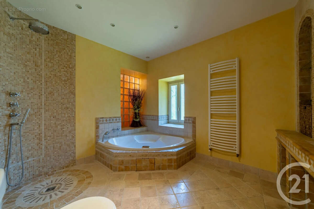 Maison 183 m² à Poulx  - photo 13