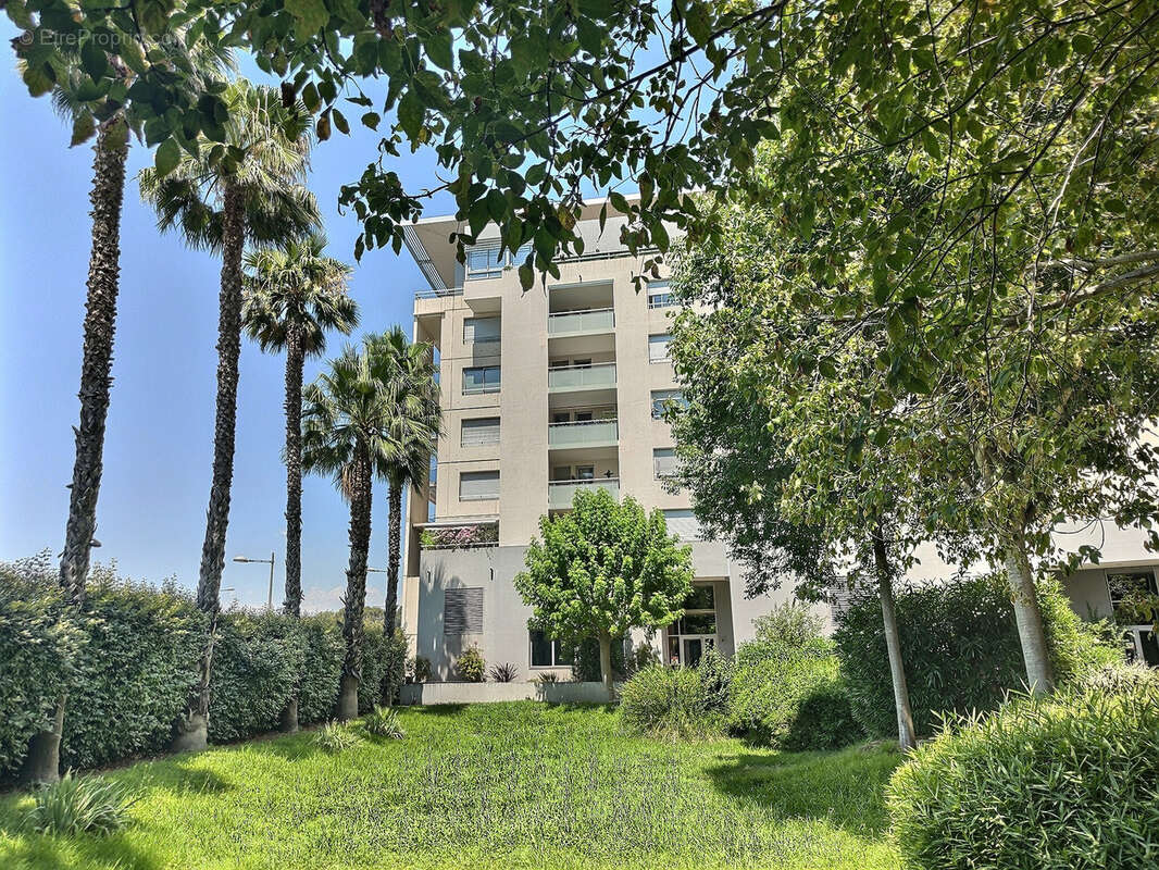 Appartement à CASTELNAU-LE-LEZ