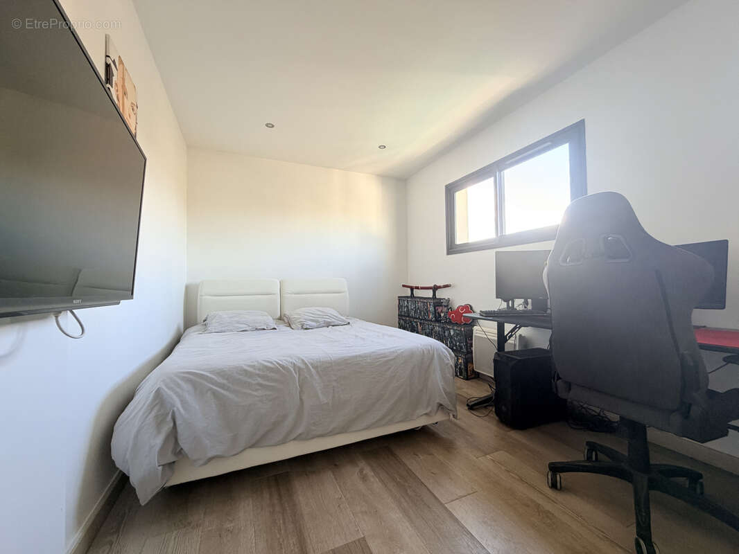 Maison à VILLENEUVE-LES-MAGUELONE