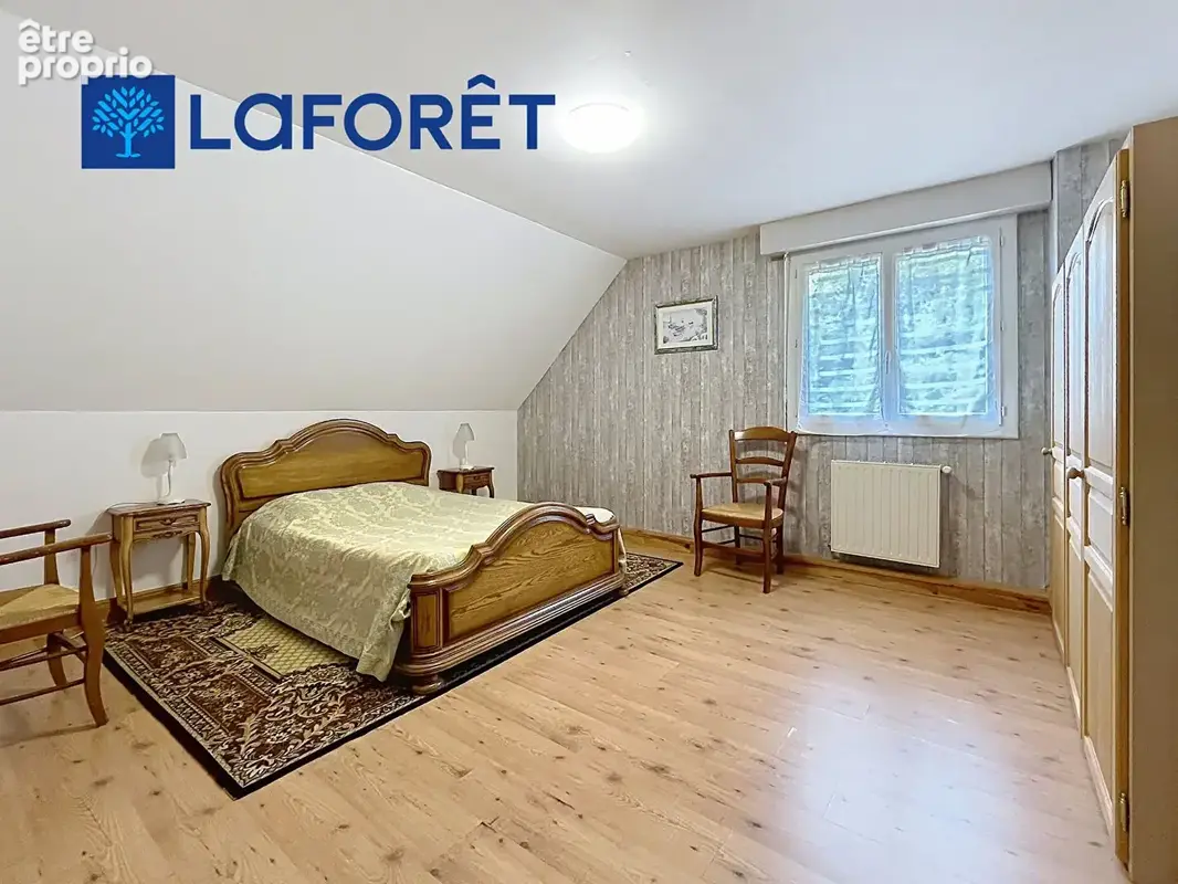A vendre ! Maison Guern 6 pièce(s) 142m² - photo 8