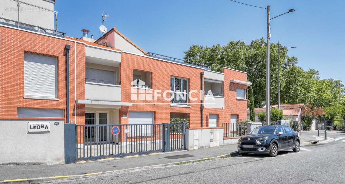 Beau T3 en duplex avec 2 terrasses et 2 places de parking (secteur Louis Plana) - photo 10