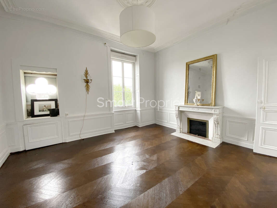 Appartement à LA FERTE-MACE