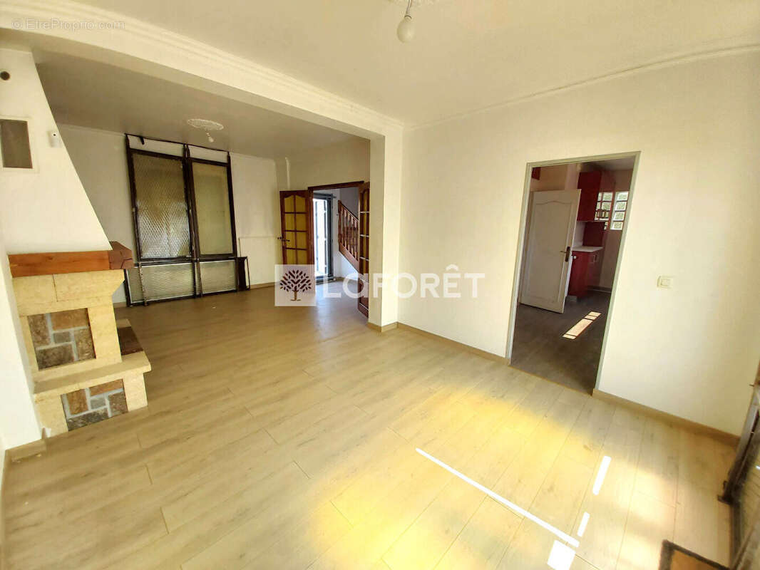 Maison à VILLEMOMBLE