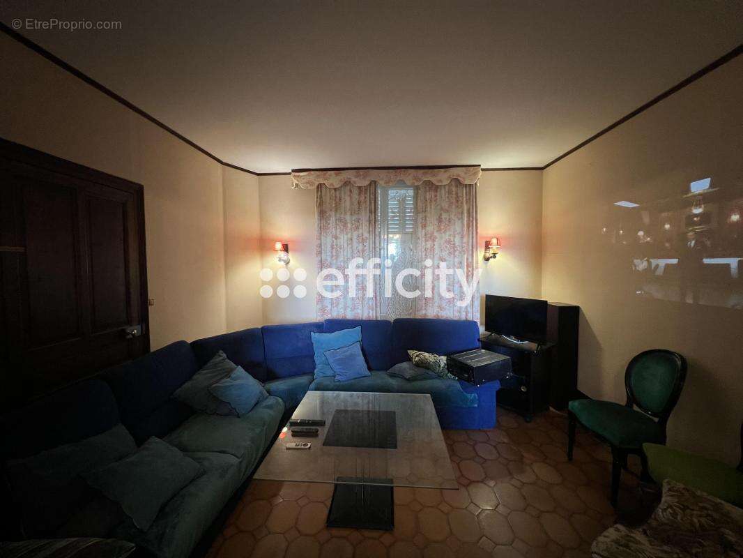 Maison à CHAUMONT-SUR-LOIRE