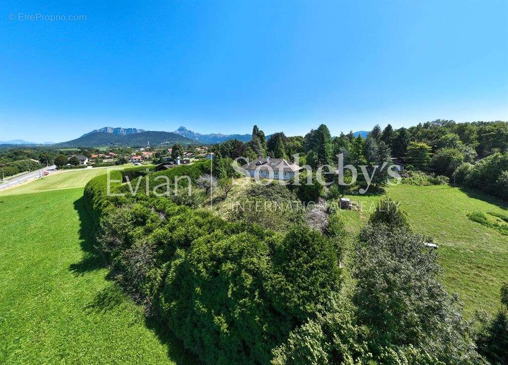 Maison à SAINT-PAUL-EN-CHABLAIS