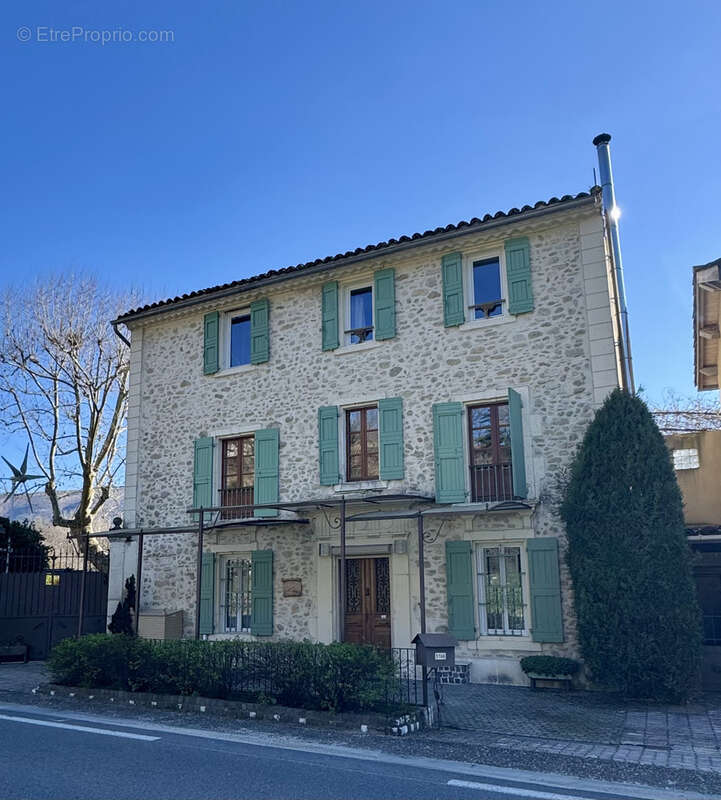 Maison à SAINT-MARTIN-DE-CASTILLON
