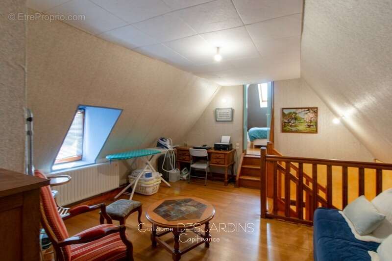 Maison à AUBRY-LE-PANTHOU