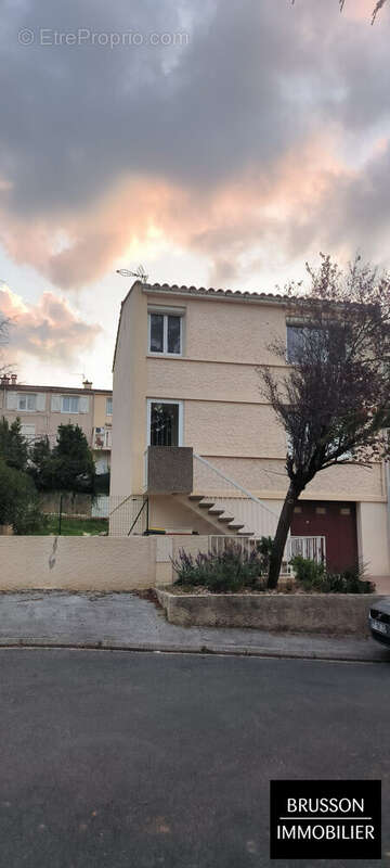 Maison à CASTRES