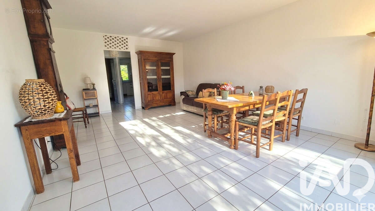 Appartement 55 m² à L'isle-Sur-La-Sorgue  - photo 6