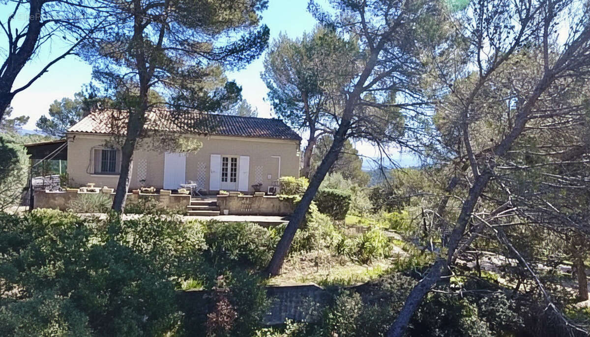 Maison à VAISON-LA-ROMAINE